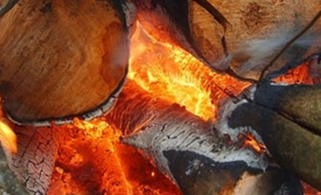 У Коробівці Золотоніського району згорів дровник