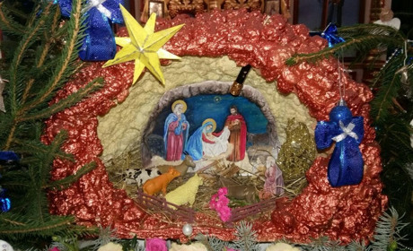 Різдвяні Вертепи у храмах Білопілля: що бачили віряни сьогодні на службах