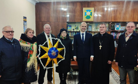 Мера Фастова заколядували