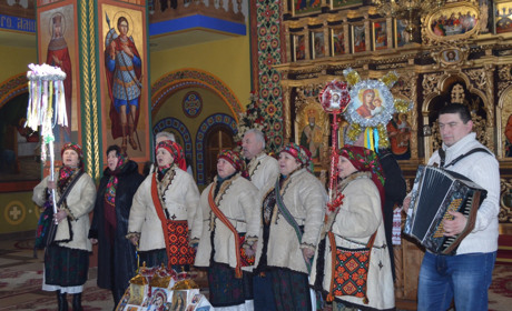 Свято коляди «Різдво у кожну хату» відбулося в Лужанах