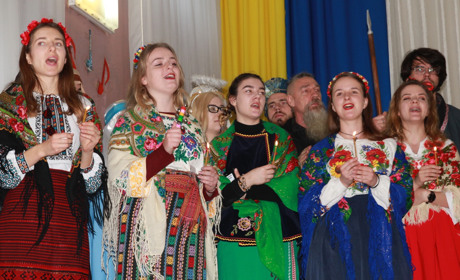 Вертеп зі Львова завітав до Торецька