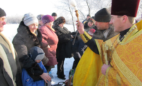 Чи варто купатися на Водохреще? Поради білопільського лікаря та історії тих, хто наважився
