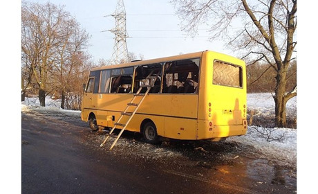 5 років тому бойовики розстріляли автобус під Волновахою: відео