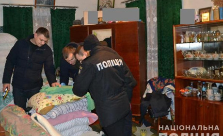 Жорстоке вбивство на Святвечір: у Городці дід зарубав свою бабу сокирою