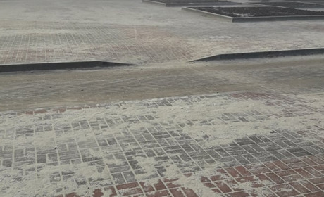 Площа у Миколаївці: прокуратура визнала незаконними торги на її ремонт