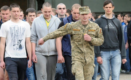 Призов до армії з 18 років: Президент Зеленський підписав указ