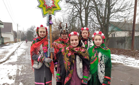 Шість колядок та щедрівок по-менськи. Як вони звучать