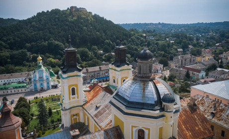 Обличчя кременця: Пройдіть тест та упізнайте на фото відомого кременчанина чи кременчанку