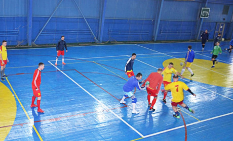 Відкритий чемпіонат Кагарлицького району із футзалу. Пройшли матчі першого туру Вищої та Першої ліг