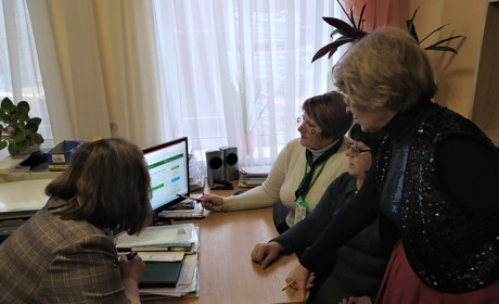 "Майбутніх пенсіонерів" навчають новітнім технологіям вебпорталу ПФУ