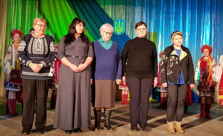 Матері загиблих шосткинських героїв отримали відзнаки: які самі та коли їх вручали