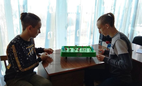 Чи є життя без інтернету дізналися читачі дитячої бібліотеки