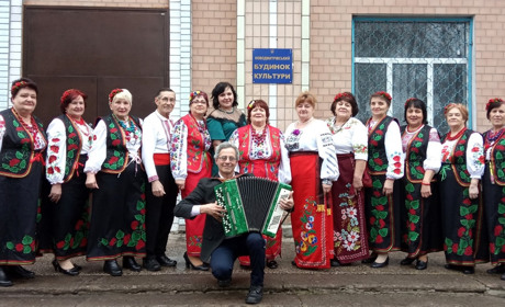 Співочі пенсіонери Нової Дмитрівки Золотоніського району  створили самодіяльний ансамбль