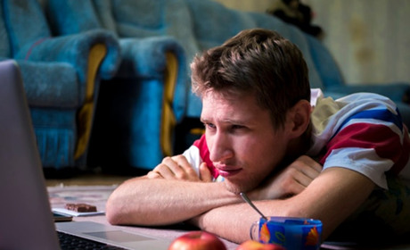 Хочемо легально дивитись фільми, слухати музику та читати книжки онлайн