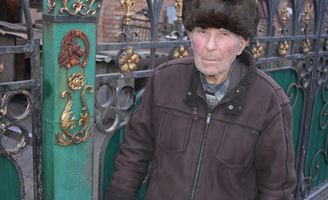 «Залізяку зігнути легше, ніж намалювати портрет». 87-річний Іван Лой розповів про своє життя