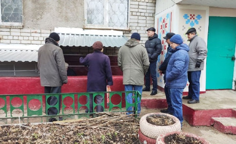 "Харківенергоремонт" призначив зустріч містянам щодо платіжок. Але сам на неї не з'‎явився