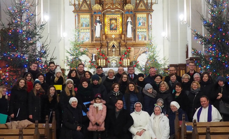 Перший виступ хору Bel Coro з польського міста Вжесьні в чортківському костелі. Будуть і наступні