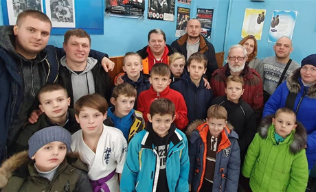 Кагарлицькі каратисти привезли з Обухова три “золота”, три “срібла” та три “бронзи”