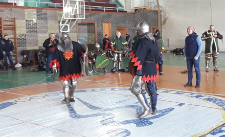 У турнірі з історичного фехтування  брав участь представник Білопілля Богдан Калініченко