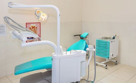 Троїцькі стоматологи розповідають, як самі доглядають за своїми зубами