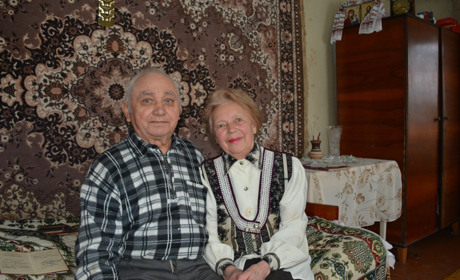 Довга дорога кохання золотонісців, які витримали повороти долі і пронесли його через усе життя