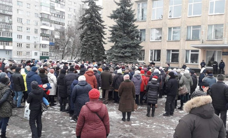 Шосткинці вийшли на мітинг. Чого вимагали та що вирішили?
