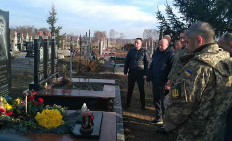 У неділю минуло п'ять років від загибелі на Сході України кременчанина Лабуткіна Дмитра 