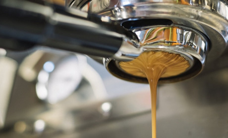 Кава по-старокостянтинівськи: локації міста, де готують реально смачну каву