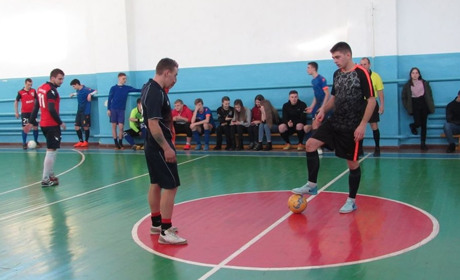 Футбольні команди "Троїцьке.City" та "Заря" зустрілися у фінальному поєдинку