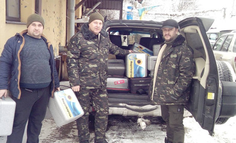 Атомщики вручили военным 16 квадрокоптеров, двигатель и коробку передач к ГАЗ-66