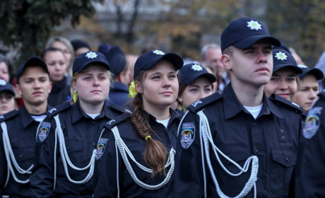 Випускників шкіл Нижньосірогозького району запрошують на навчання у виші МВС