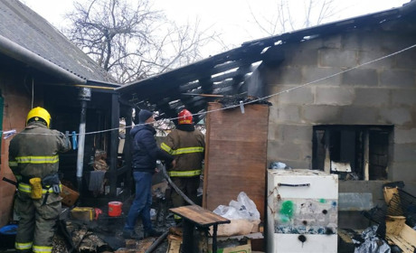 Пожежа в Сарнах: житловий будинок врятували сарненські вогнеборці