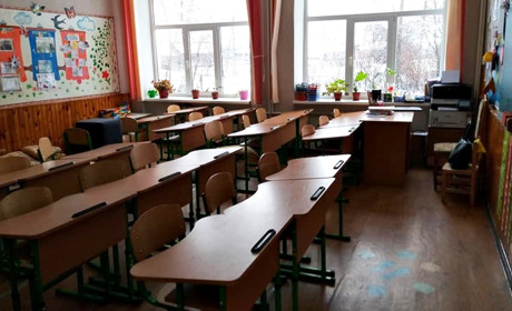 На Сарненщині батьки не пустили дітей до школи: за що протестують?
