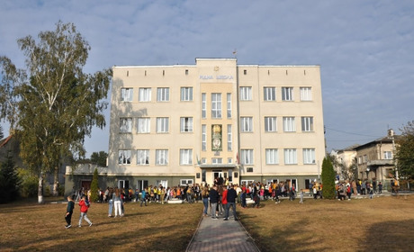 Чортківська гімназія імені Маркіяна Шашкевича в числі 100 кращих шкіл України за версією Фокусу