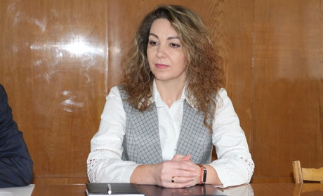 Нова голова Старокостянтинівської РДА: хто вона і що задекларувала