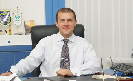 Скандальні конкурси і легкі тести. Лозівчанин Ігор Коломак критикує Лозова.City та дає поради