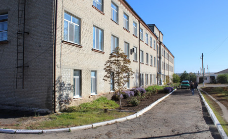 Троїцька громада допомагає вторинній медицині "стати на ноги"