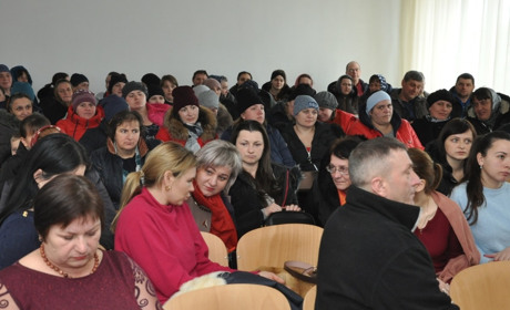 Дайджест подій тижня: чим закінчились протести батьків у Вирах
