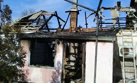 Погорельцам нужна помощь