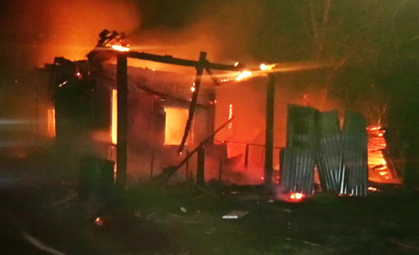 Кагарлицькі рятувальники загасили пожежу в Расавці