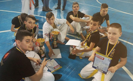 Южноукраинские каратисты завоевали первое место в разделе фулл-контакт на кубке Черного моря