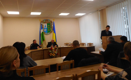 Маршрутки мають дезінфікувати, а школи і дитсадки закривають на карантин до 22 березня