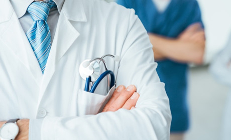 Хто обиратиме директора Старокостянтинівської центральної районної лікарні: склад комісії