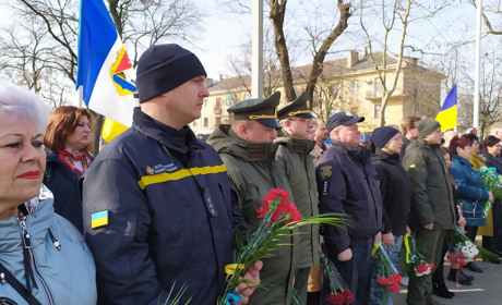 В Измаиле 206-ю годовщину со Дня рождения Тараса Шевченко отметили митингом (видео)
