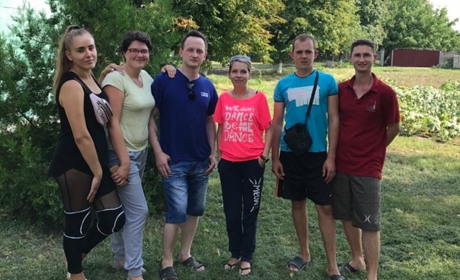 Чому активна молодь у Вільному Волноваського району виступає за звільнення сільського голови