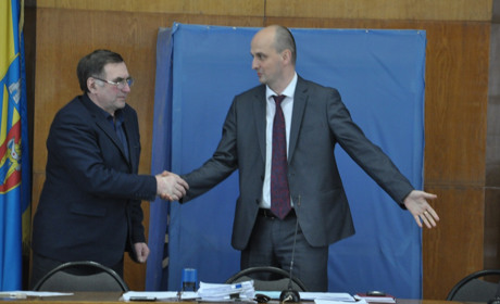 У Чортківській районній раді кадрова революція спричинила зміну заступника голови