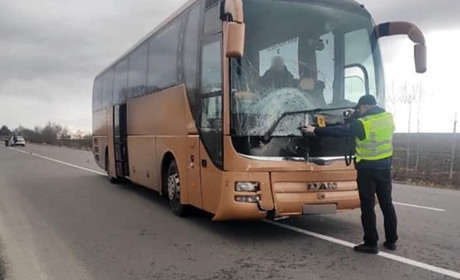 Калушанин, водій автобуса "МАN", збив у Долині пішохода