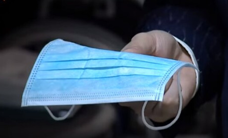 Захищаємося від інфекції: чи є маски та антисептики у аптеках Старокостятинова