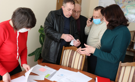 У Старокостянтинів доставили нову партію засобів індивідуального захисту