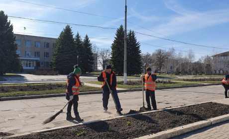 Розпочалися роботи з благоустрою селища